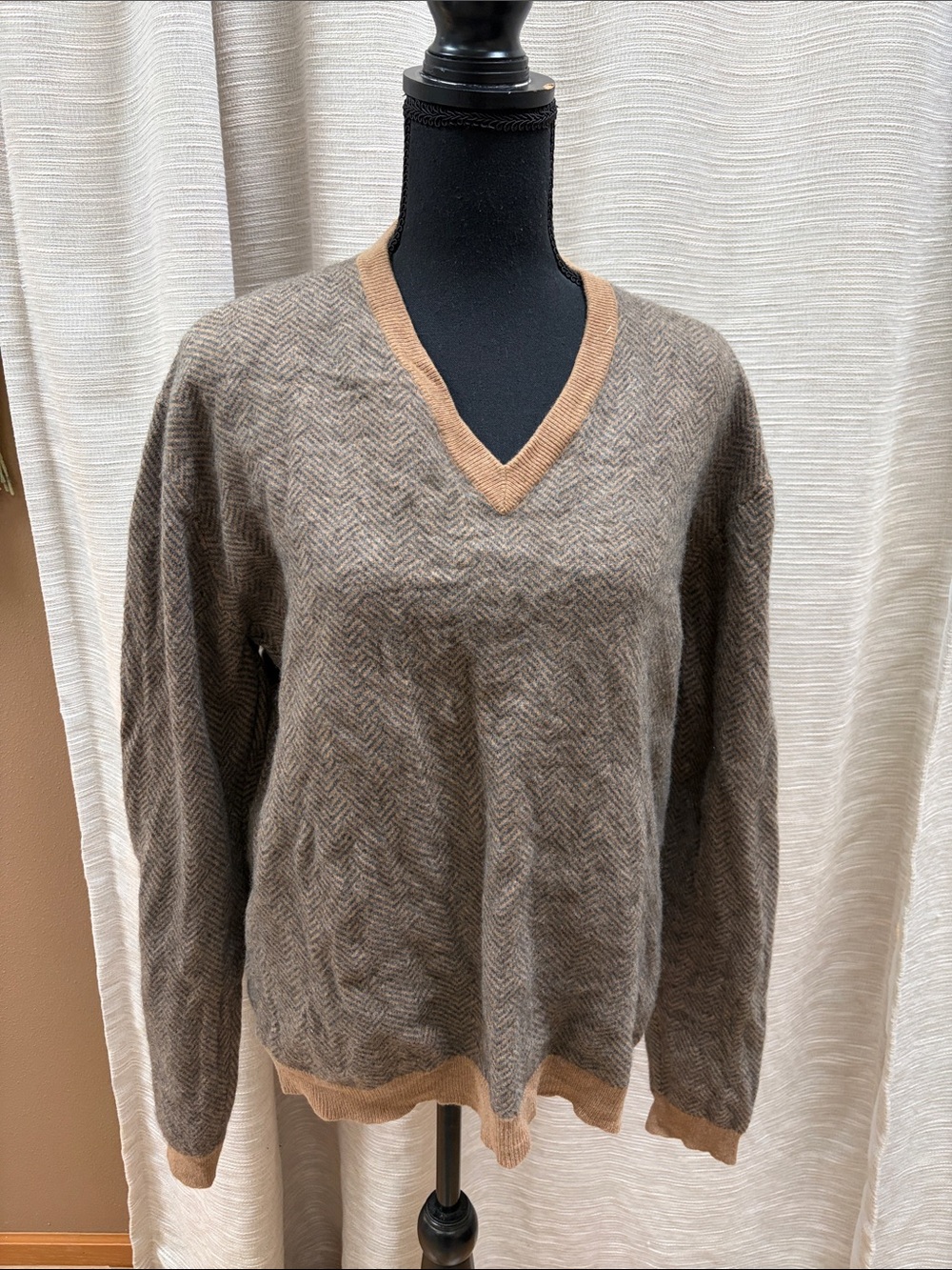 Orvis Brown Herringbone V-Neck Sweater with Tan Trim